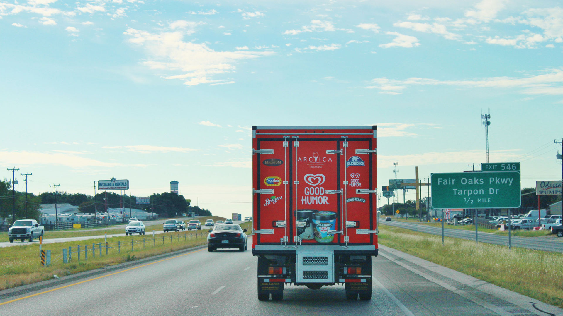 Cold Car, Leading the refrigerated and isothermal body industry thru technology, efficiency and durable construction.